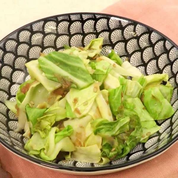 油揚げとキャベツの重ね蒸し